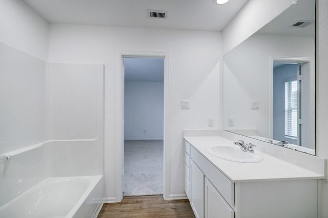8907 Estes Lake Drive, Baytown, TX 77521