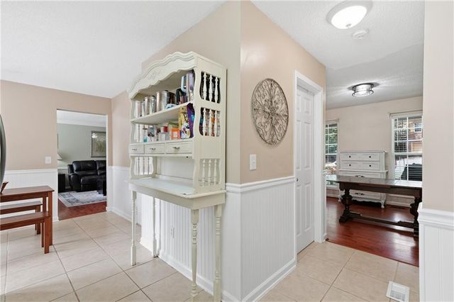1927 Diamond Place NW, Acworth, GA 30102