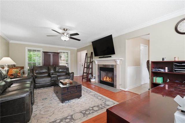 1927 Diamond Place NW, Acworth, GA 30102