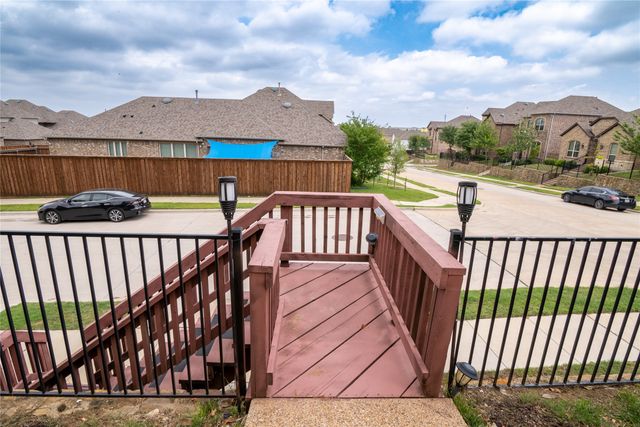 5117 Wakefield Drive, Irving, TX 75038