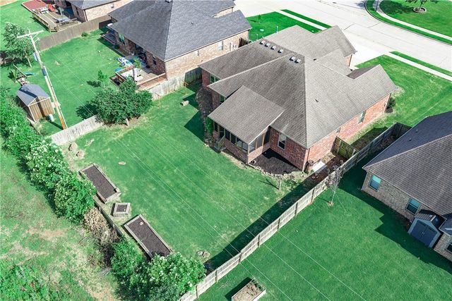 401 Pebble Beach Drive, Cave Springs, AR 72718