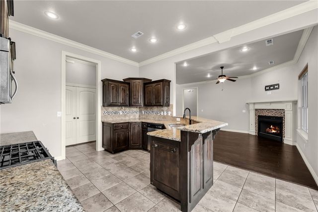401 Pebble Beach Drive, Cave Springs, AR 72718