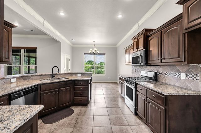 401 Pebble Beach Drive, Cave Springs, AR 72718
