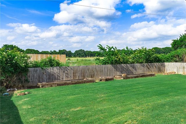 401 Pebble Beach Drive, Cave Springs, AR 72718