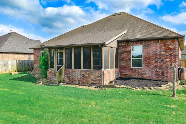 401 Pebble Beach Drive, Cave Springs, AR 72718