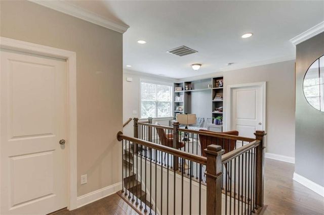 1450 Edgebrook Court, Atlanta, GA 30329