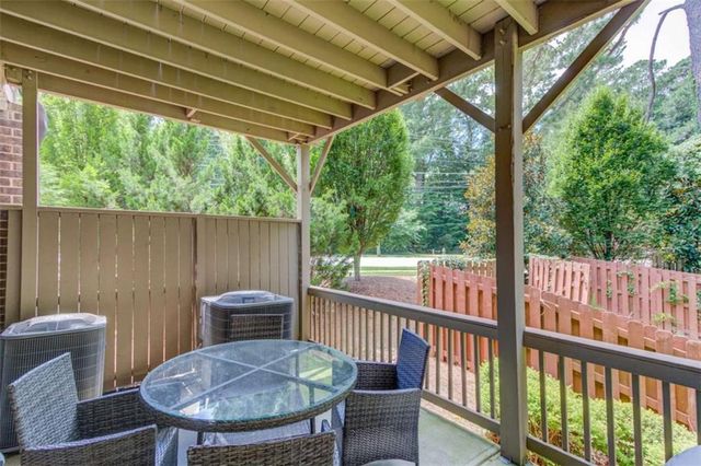 1450 Edgebrook Court, Atlanta, GA 30329