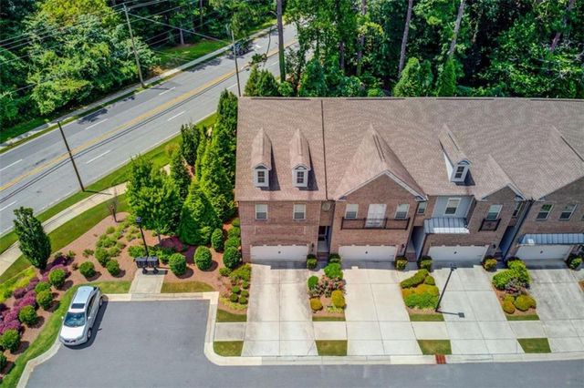 1450 Edgebrook Court, Atlanta, GA 30329