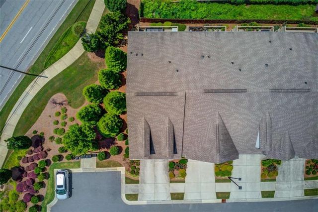 1450 Edgebrook Court, Atlanta, GA 30329