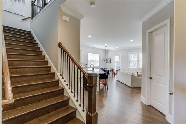 1450 Edgebrook Court, Atlanta, GA 30329
