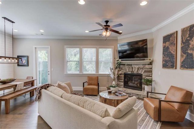 1450 Edgebrook Court, Atlanta, GA 30329