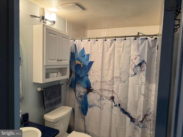 1217-A CROSSHILL CT, Lansdale, PA 19446