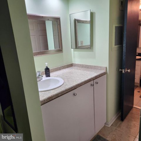 1217-A CROSSHILL CT, Lansdale, PA 19446