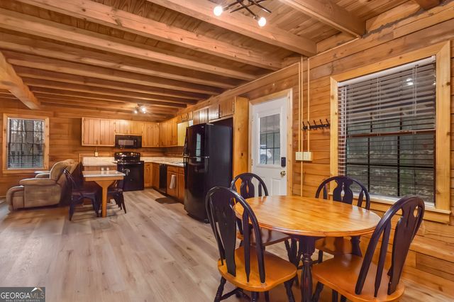 89 Tara Lane, Ellijay, GA 30540
