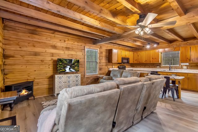 89 Tara Lane, Ellijay, GA 30540