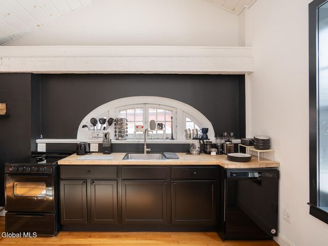 12 State Street, Troy, NY 12180