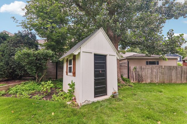 4917 Highland Avenue, Downers Grove, IL 60515