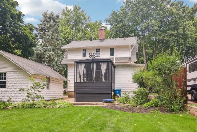 4917 Highland Avenue, Downers Grove, IL 60515