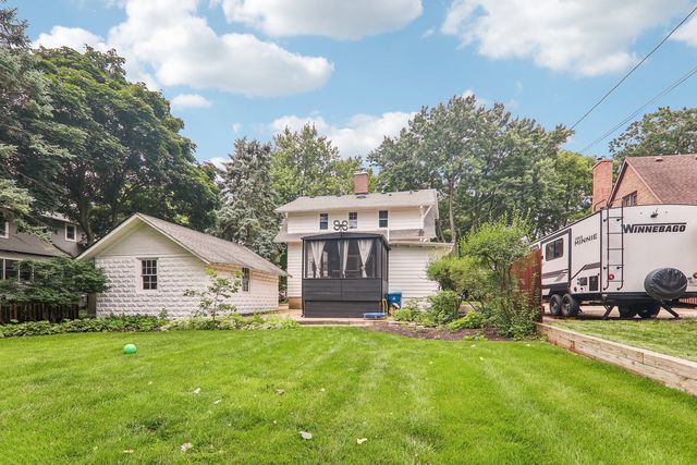 4917 Highland Avenue, Downers Grove, IL 60515