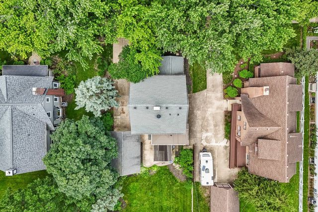 4917 Highland Avenue, Downers Grove, IL 60515