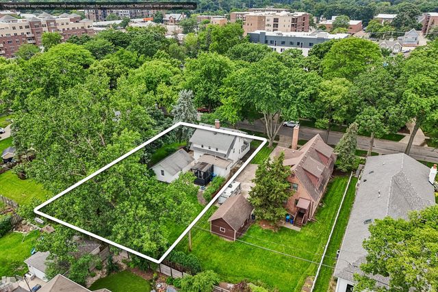 4917 Highland Avenue, Downers Grove, IL 60515