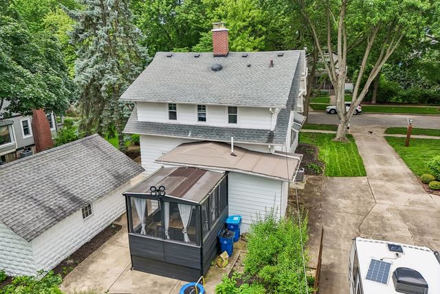 4917 Highland Avenue, Downers Grove, IL 60515