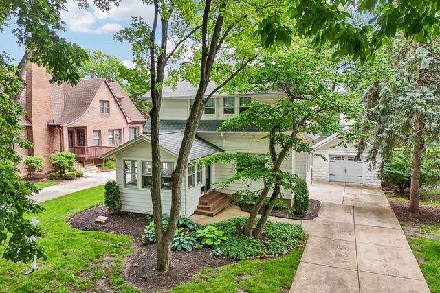 4917 Highland Avenue, Downers Grove, IL 60515