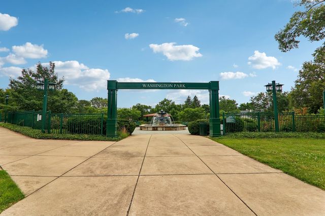 4917 Highland Avenue, Downers Grove, IL 60515