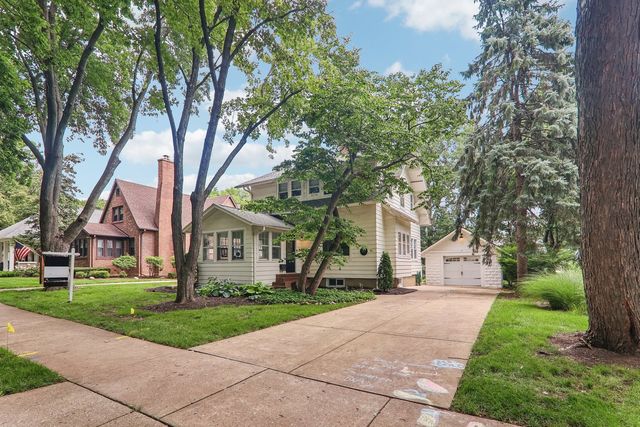 4917 Highland Avenue, Downers Grove, IL 60515