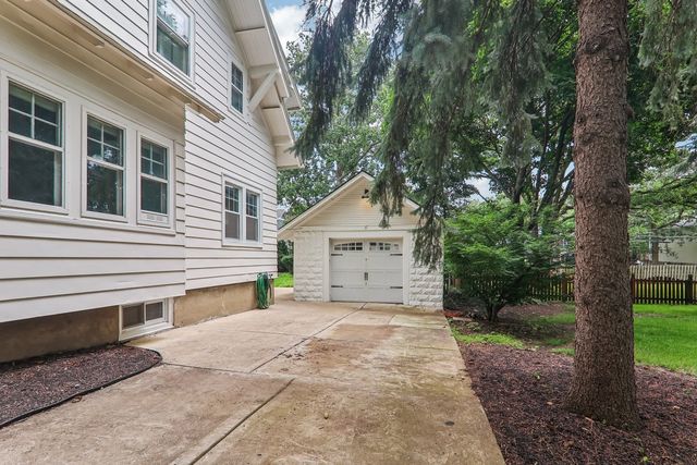 4917 Highland Avenue, Downers Grove, IL 60515