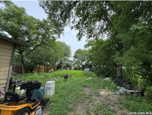325 MCNARNEY ST, San Antonio, TX 78211
