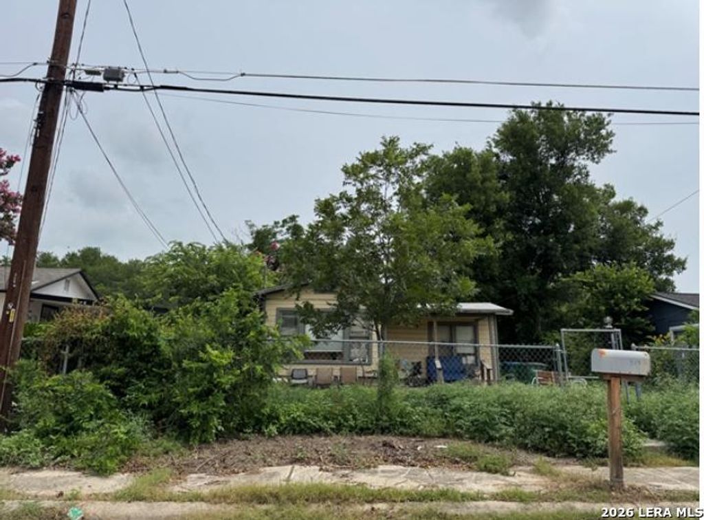 325 MCNARNEY ST, San Antonio, TX 78211