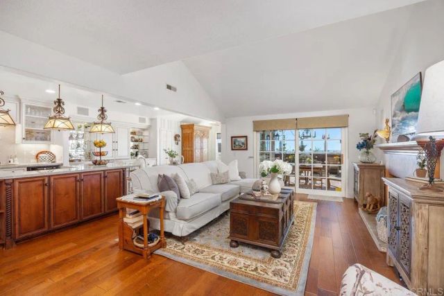 7139 Linden, Carlsbad, CA 92011