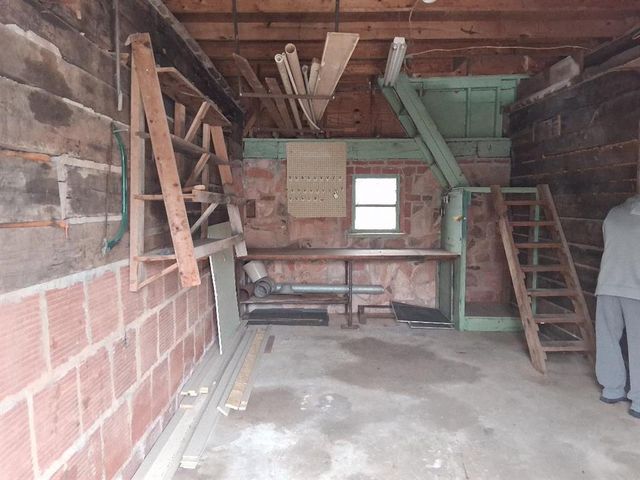 1112 S 13th Street, Tecumseh, OK 74873