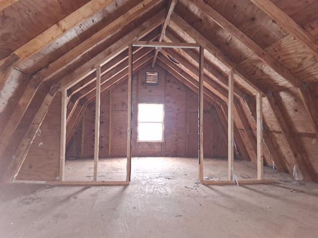 1112 S 13th Street, Tecumseh, OK 74873