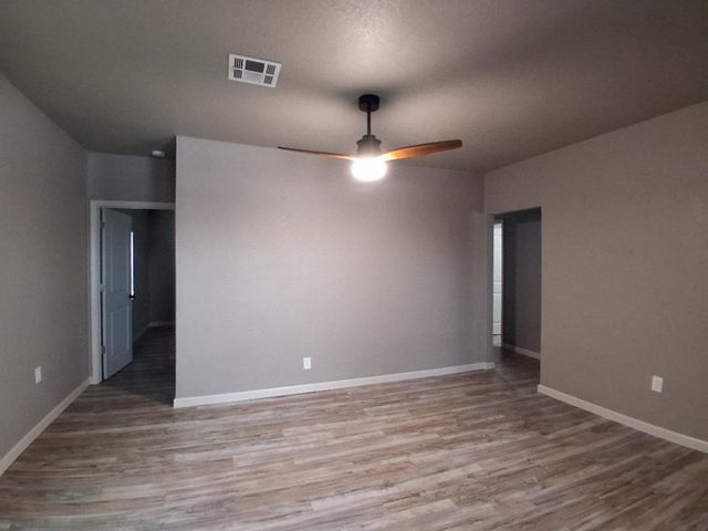 1112 S 13th Street, Tecumseh, OK 74873