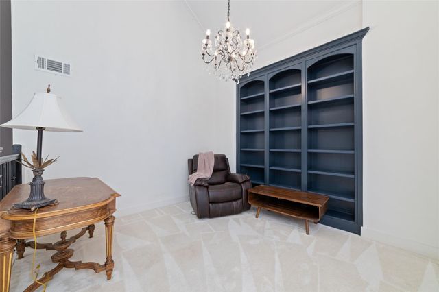 22 Sugarberry Circle, Houston, TX 77024