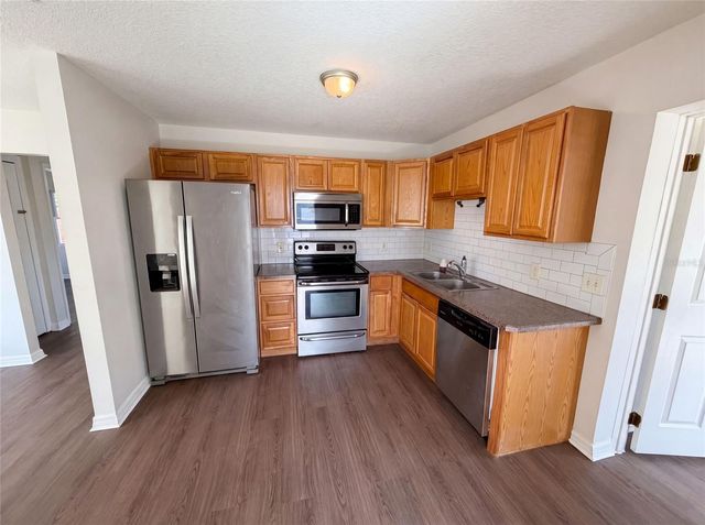 1604 PARK AVENUE, Melbourne, FL 32901