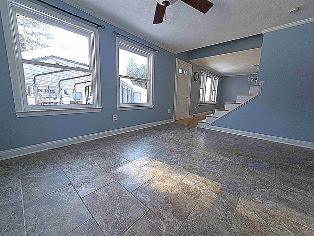 9 Norton Woods Drive, Newmarket, NH 03857