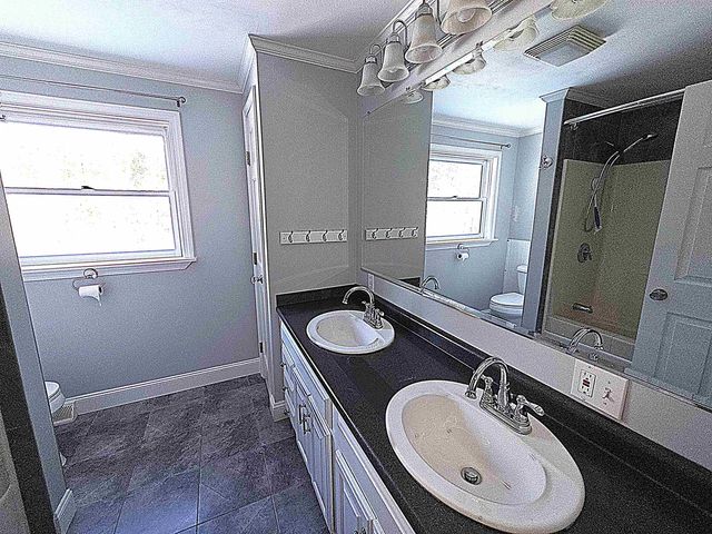 9 Norton Woods Drive, Newmarket, NH 03857