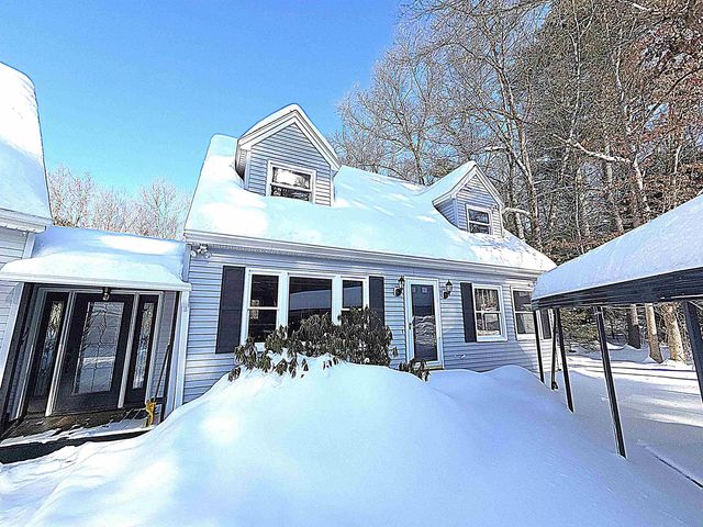 9 Norton Woods Drive, Newmarket, NH 03857