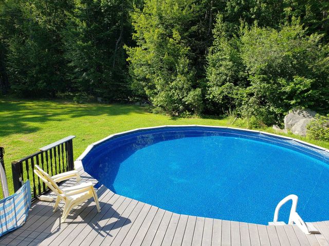 9 Norton Woods Drive, Newmarket, NH 03857