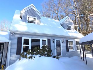 9 Norton Woods Drive, Newmarket, NH 03857