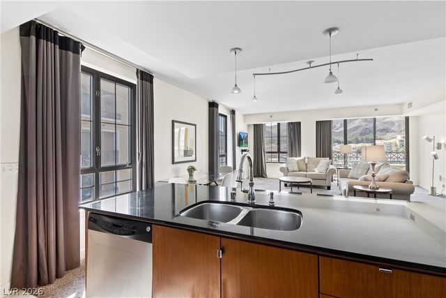 29 MONTELAGO Boulevard 421, Henderson, NV 89011