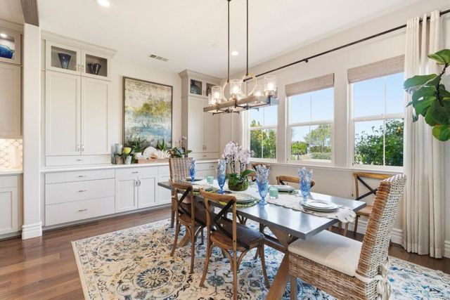 2967 Garnet Way, Marina, CA 93933