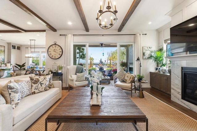 2967 Garnet Way, Marina, CA 93933