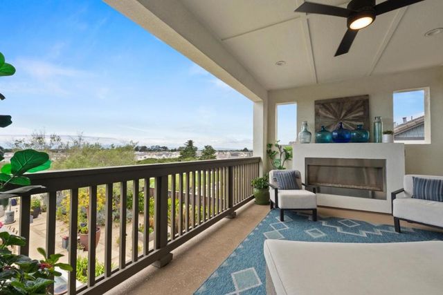 2967 Garnet Way, Marina, CA 93933