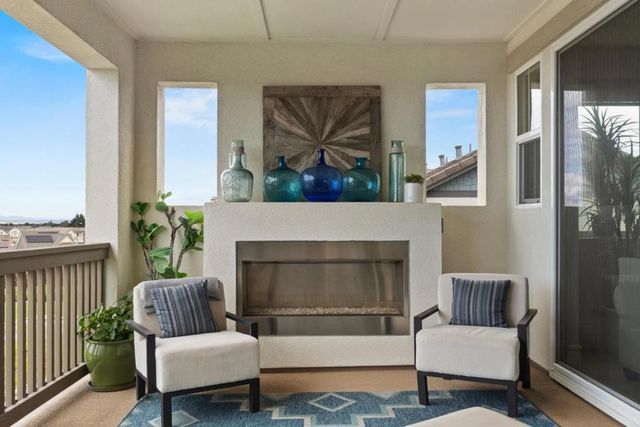 2967 Garnet Way, Marina, CA 93933