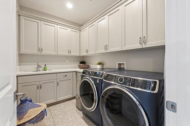 2967 Garnet Way, Marina, CA 93933