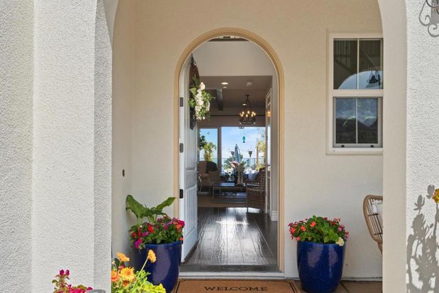 2967 Garnet Way, Marina, CA 93933